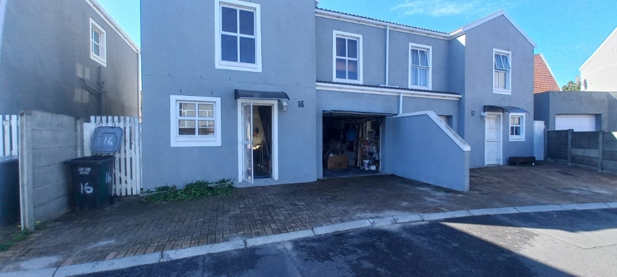 3 Bedroom Property for Sale in Athlone Western Cape